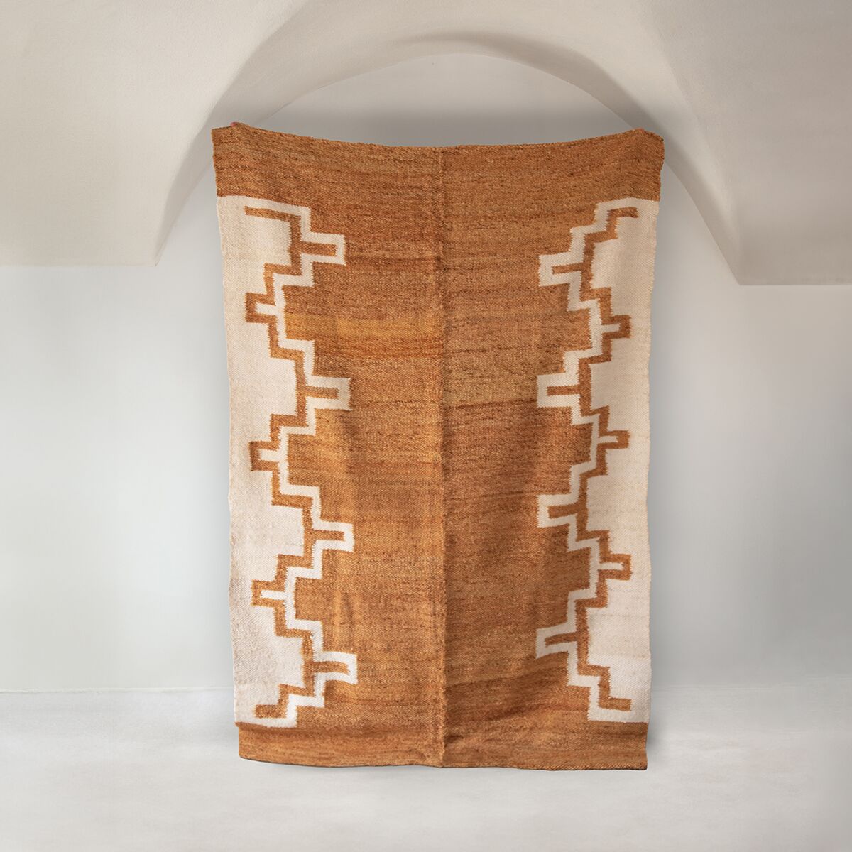 tapis-laine-ocre-finca-home Tapis en laine ocre Finca Home