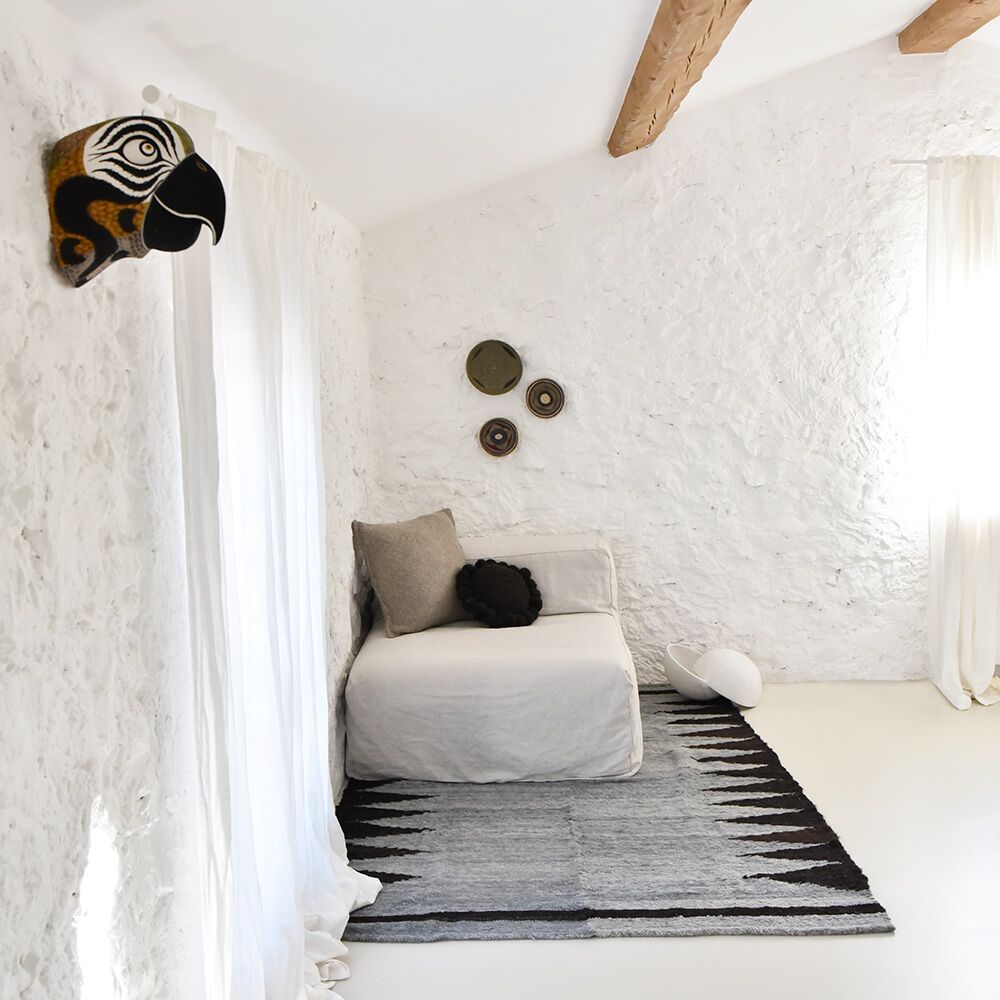 ambiance-2-tapis-laine-gris-finca-home Tapis en laine gris et noir Finca Home