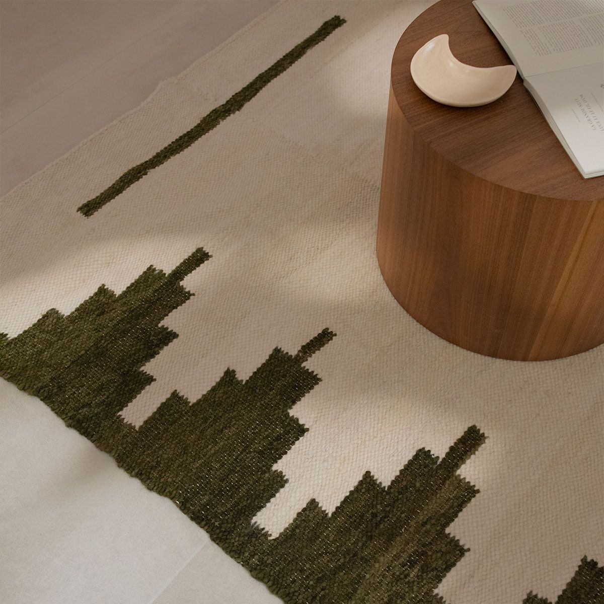 tapis-laine-vert-finca-home-2 Tapis artisanal en laine vert kaki Finca Home