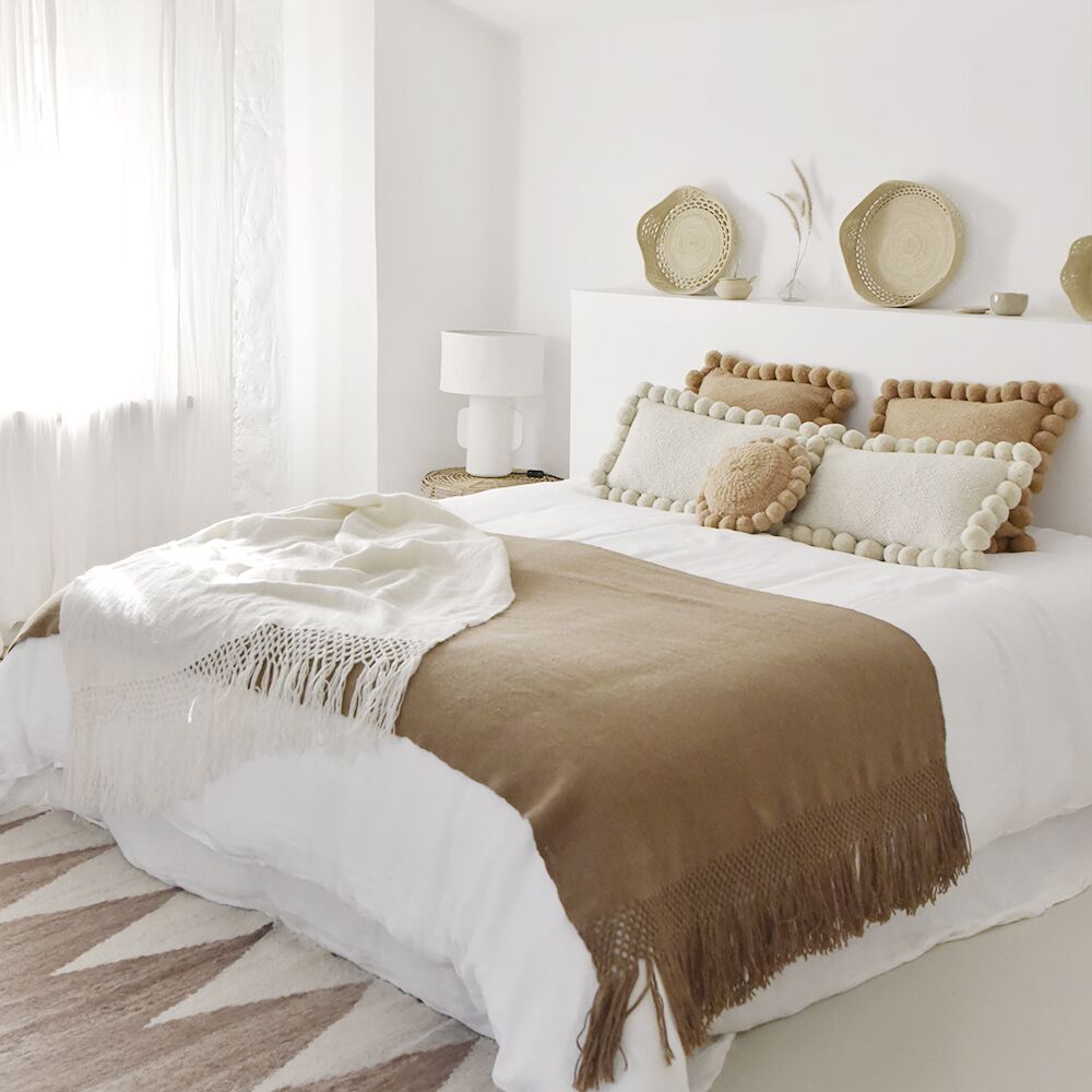 ambiance-plaid-laine-de-lama-marron-clair-finca-home Plaid en laine de lama marron clair Finca Home