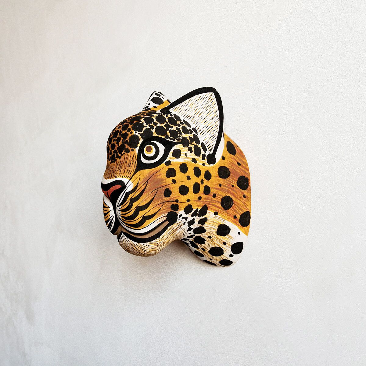 sculpture-murale-bois-tigre-finca-home-01 Trophée mural en bois tigre Finca Home