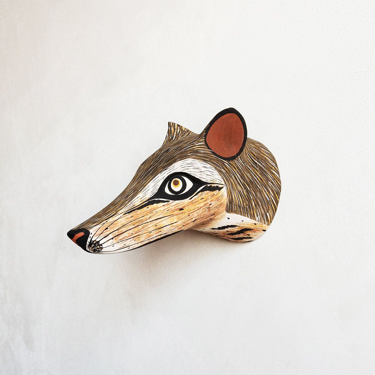 sculpture-murale-bois-loup-finca-home-01 Trophée mural en bois loup Finca Home